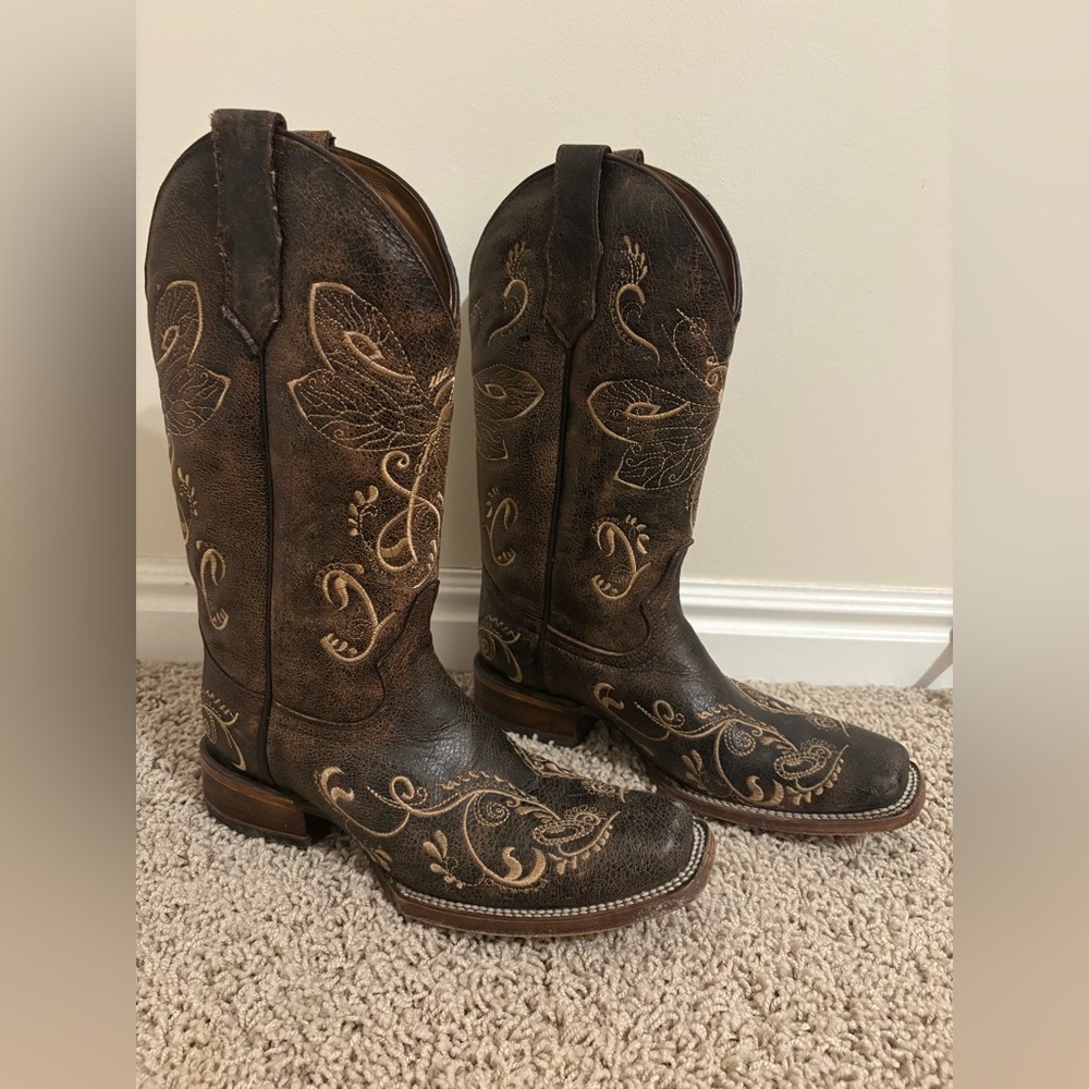Circle G Dark Brown Embroidered Heeled Boots